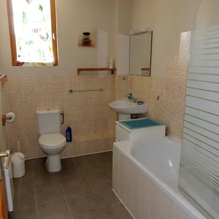 Les Champêtres Chestnut *