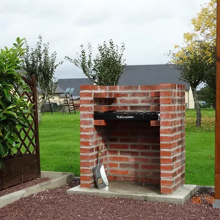 Les Champêtres Chestnut Casa de Férias *