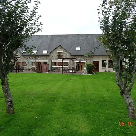 Les Champetres Chestnut Terre-et-Marais