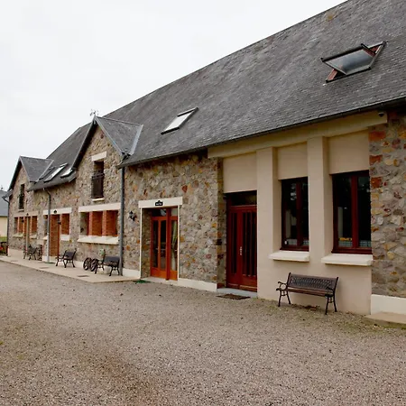 Les Champêtres Chestnut *