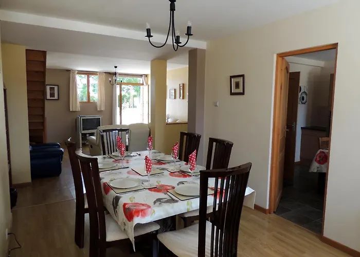 Les Champetres Chestnut Holiday home *