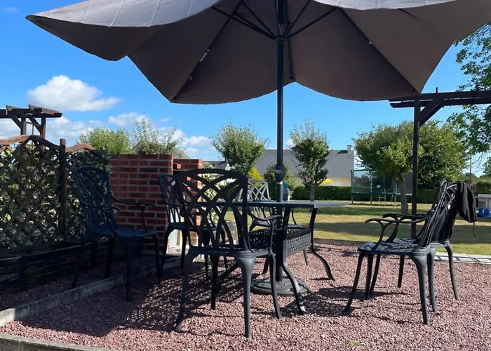 Les Champetres Chestnut *